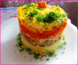 Блюдо, яке часто готую на Новий Рік і 8 березня - салат Мімоза рецепт з консервою